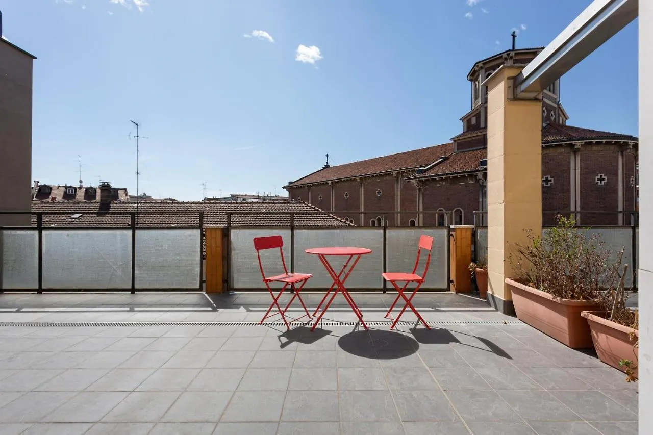 Skyview Nolo Studio Via Varanini Milan Apartment