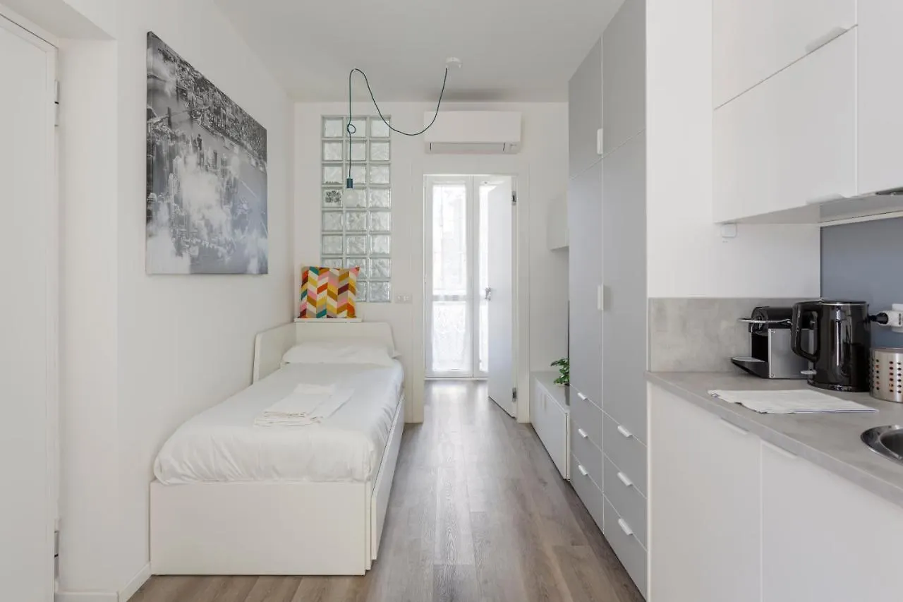 Apartment Skyview Nolo Studio Via Varanini Milan Italy