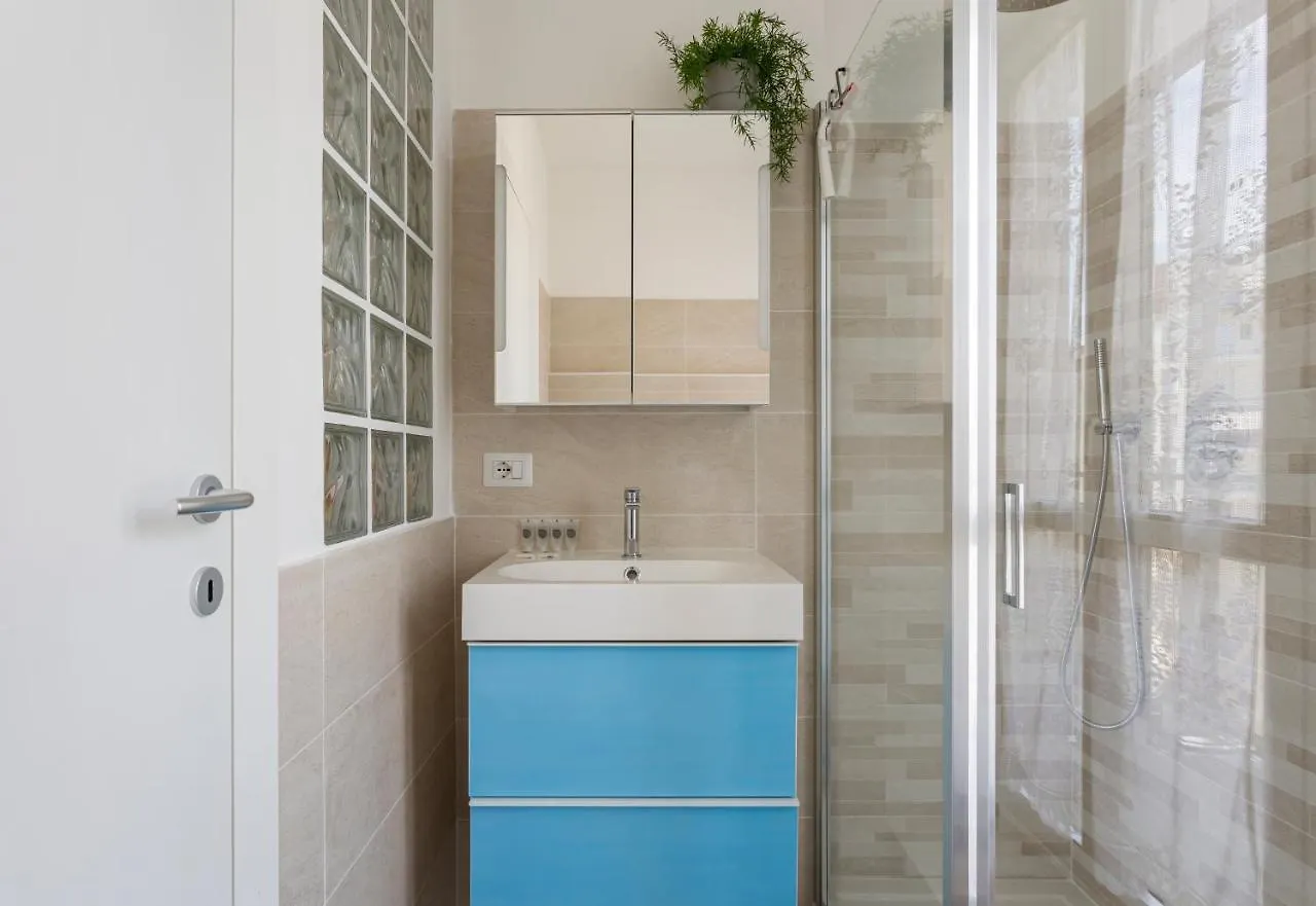 Skyview Nolo Studio Via Varanini Milan 0*,